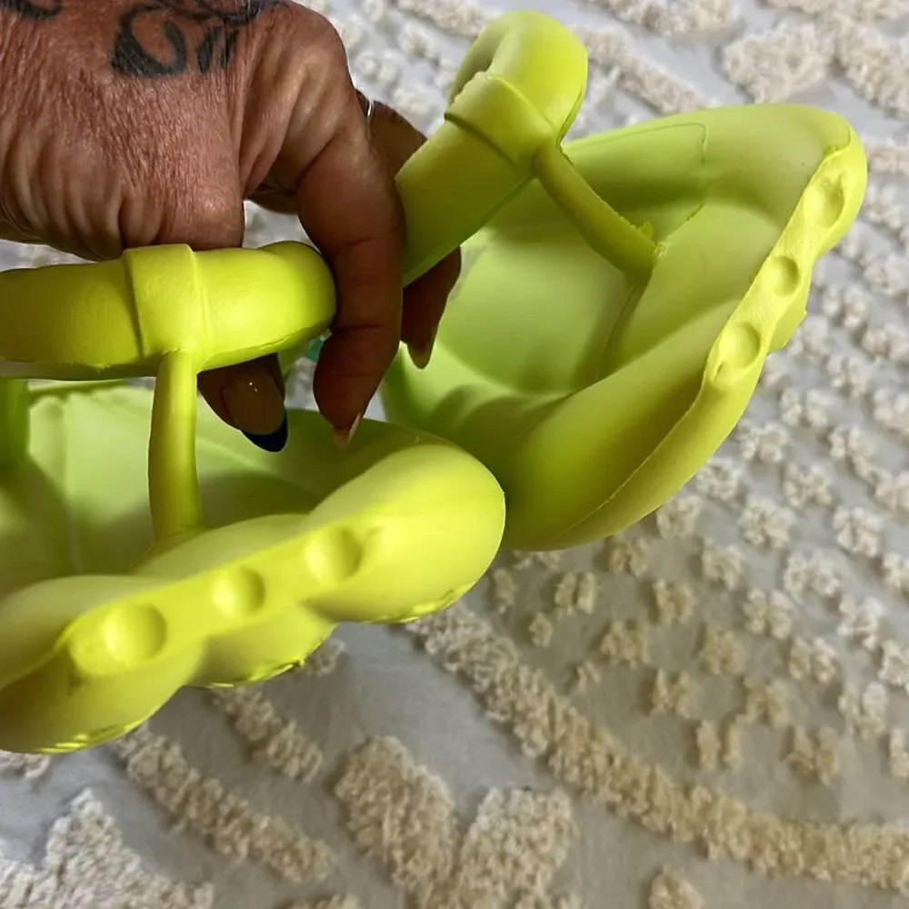 Banana Sandals Foam Thong Flip Flop